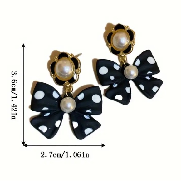 Bow Dangle Earrings - Picture 4 of 4